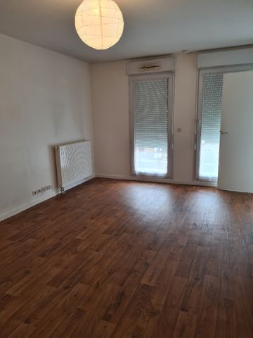 Location appartement 1 pièce, 30.86m², Élancourt - Photo 3