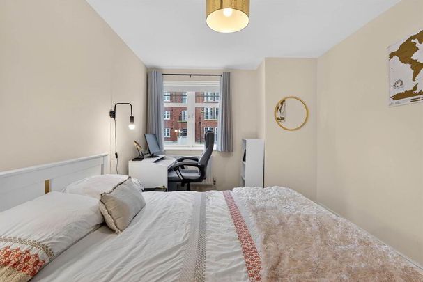 Apt 4 College House, 2 College Drive, Belfast, BT7 3LF - Photo 1