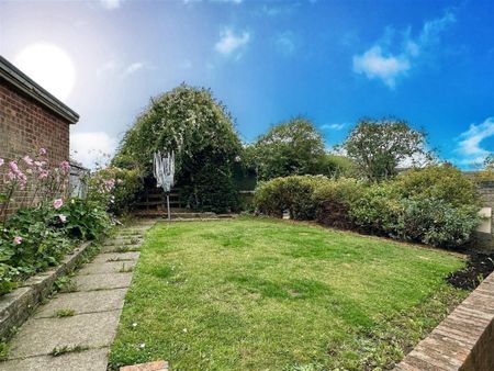 Winlea Avenue, Rotherham - Photo 3