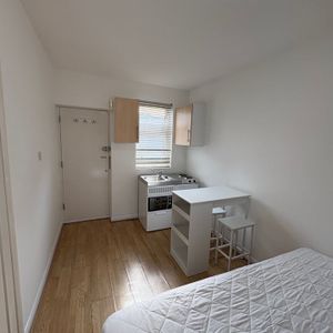 Studio Flat, Hendon, NW4 - Photo 2