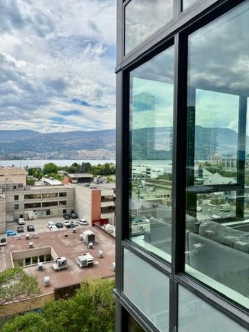 Stunning Condo at Brooklyn on Bernard! - Photo 3