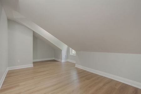 For Lease - 19 D'arcy Street, Toronto, Ontario - Photo 5