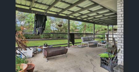 Perfectly Positioned - Your New Home Awaits! - Photo 2