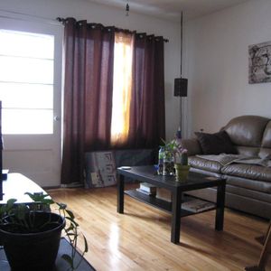 bright 3 1/2 renovated apartment -ville lasalle - Photo 2