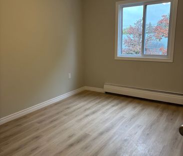 For Lease - 31 Parkside Drive Unit# 310, St. Thomas, Ontario - Photo 5