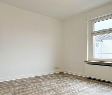 Altbauwohnung mit Charme: Renovierte 2-Zimmer Wohnung im Zentrum vo... - Foto 3