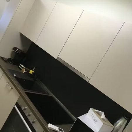 Carrer Álvaro de Bazán, Valencia, Valencian Community 46010 - Photo 4