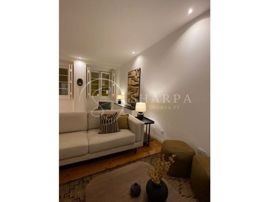 2 room luxury Flat for rent in Principe Real (Sao Mamede), Lisbon - Photo 1