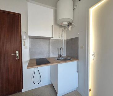 Location Appartement 1 pièce 20m² LA VILLE DU BOIS 91620 - Photo 2
