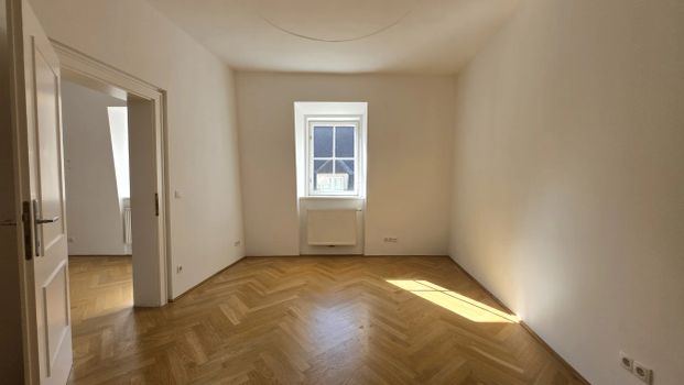 Cityapartment: "First class on the last floor" - Sonnige 2-Zimmer-Wohnung mit Topausstattung - Photo 1
