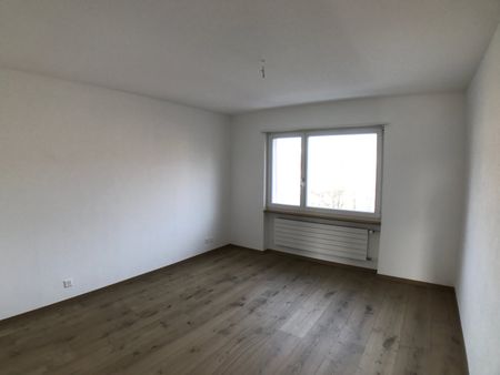 3.5 Zimmer, 93 m², 4. Stock - Foto 2