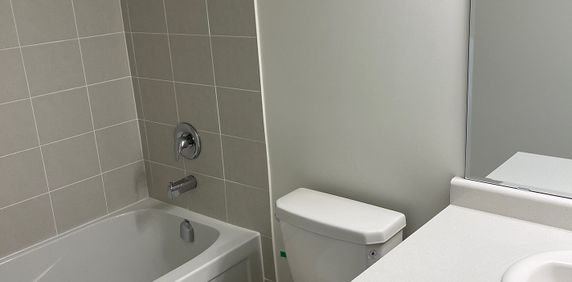 For Lease - 2791 Eglinton Avenue Unit# 541, Toronto, Ontario - Photo 2