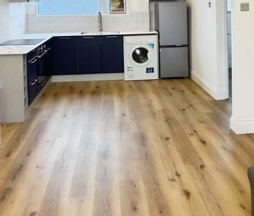 apartment to rent Leam Terrace, Leamington Spa, Warwickshire, CV31 - Photo 2