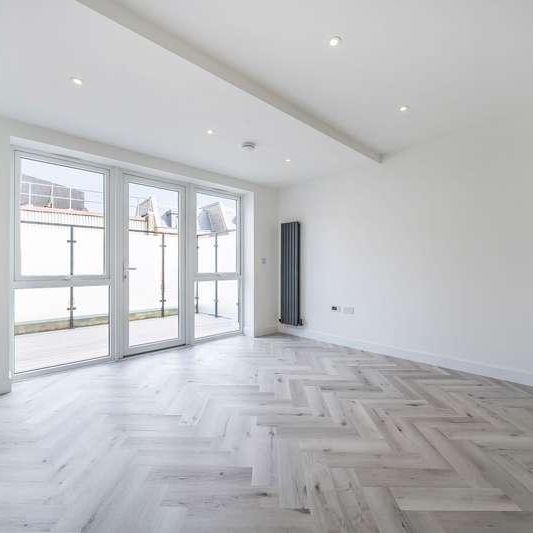 Lion Road, Bexleyheath, DA6 - Photo 1