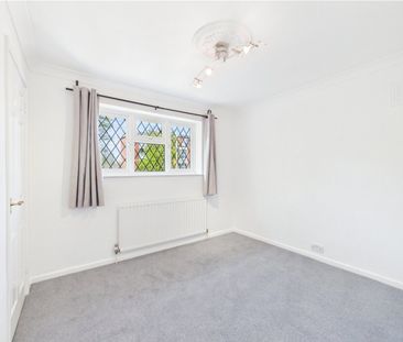 Burghfield Road, Reading, Berkshire, RG30 - Photo 1