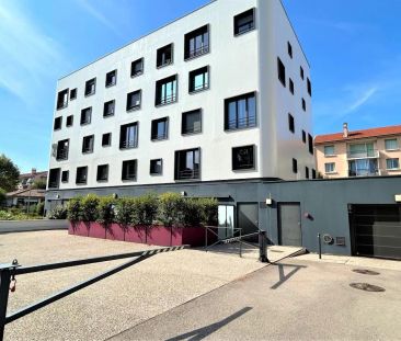 Appartement à louer 3 pièces 61.45m² - Photo 3