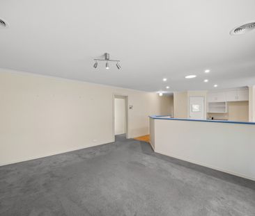 Stunning Home In Popular Alfredton - Photo 6