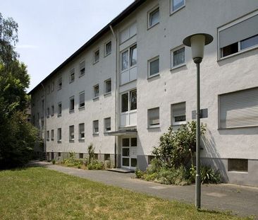 Willkommen Zuhause: 3-Zimmerwohnung mit Balkon im Erdgeschoss - Foto 1