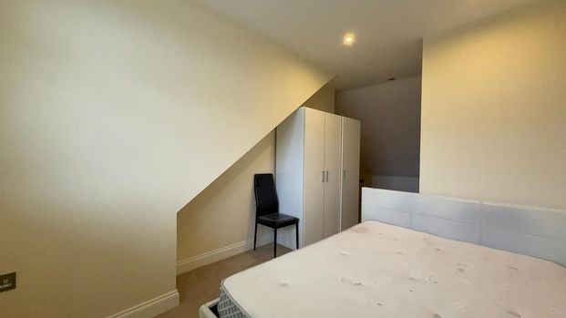 3 bedroom flat to rent - Photo 1