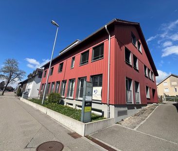 2.5 Zimmer, 90 m², 1. Stock - Photo 2