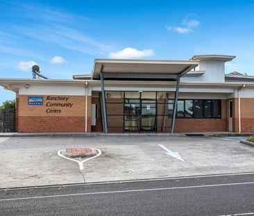 1 Whitmore Place, Hillside VIC 3037 - Photo 4