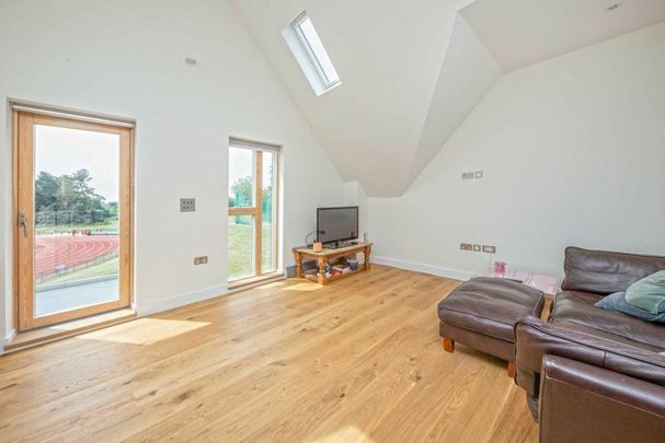 Hampden Road, Kingston Upon Thames, KT1 - Photo 1