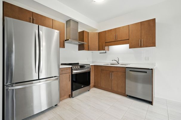 For Lease - 25 Saffron Way, Pelham, Ontario - Photo 1