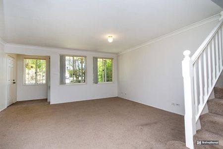 Large four bedroom home - Photo 3