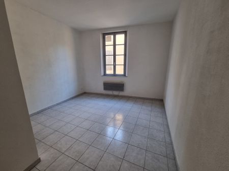 Location Appartement 3 pièces 63m² ARLES 13200 - Photo 5