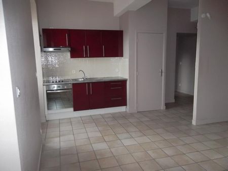 APPARTEMENT T2 A LOUER A SAINT ALBAN LES EAUX - GRANDE RUE - Photo 4