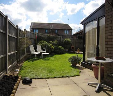 3 bedroom semi-detached house to rent - Photo 4