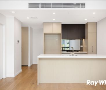 SPACE, CONVENIENCE & METRO LIVING in the Heart of Rouse Hill! - Photo 5