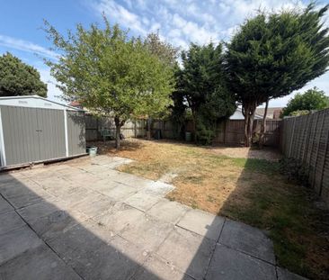 Worle, Weston-super-Mare, North Somerset - Photo 4