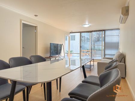 West Melbourne - Photo 4