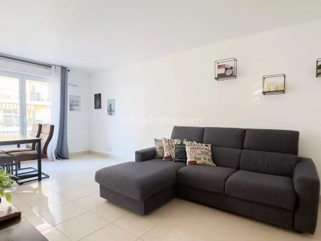 Location Appartement 2 pièces 57 m2 à Nice - Photo 2