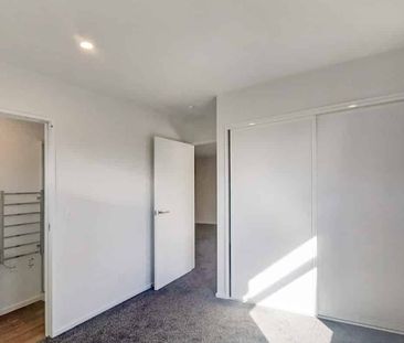 Back Unit 3 Bedroom Home In Rolleston - Photo 2