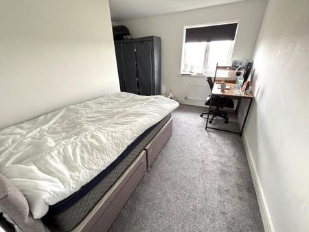 2 bedroom maisonette to rent - Photo 3