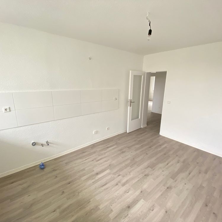 Ruhige Erdgeschosswohnung! Perfekt für Paare und Singles - Foto 1