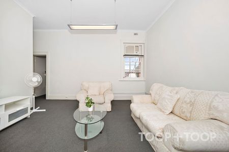 Located in Adelaide CBD – Convenience Meets Comfort! - Photo 2