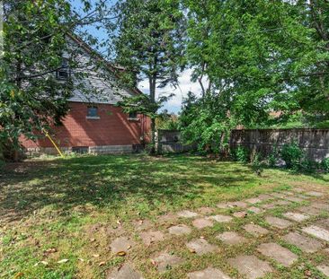 50 WEXFORD Avenue S, Hamilton, Ontario, L8K2N6 - Photo 2
