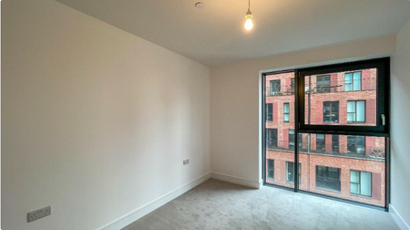 2 bedroom flat to rent - Photo 3