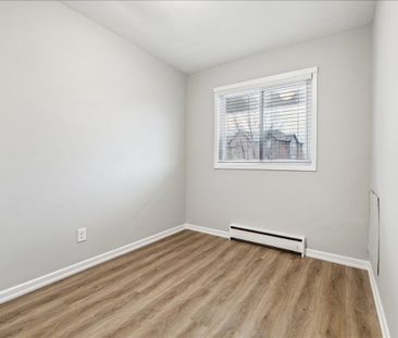 For Lease - 2350 Queensway Drive Unit# 3, Burlington, Ontario - Photo 4