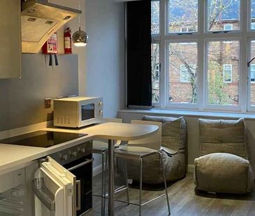 Standard Studio With Balcony - Photo 6