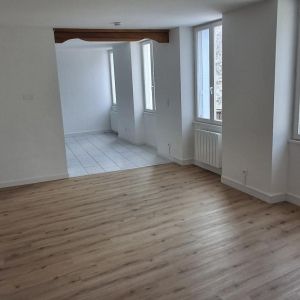 Location Appartement à AUBERIVES EN ROYANS - Photo 2