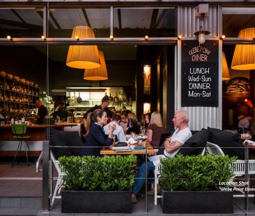 Stylish City-Fringe Living in the Heart of Glebe - Photo 2