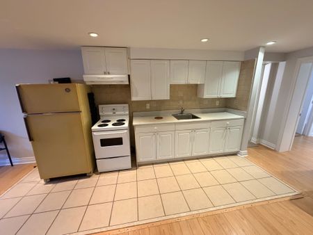 For Lease - 59 Christina Crescent Unit# BSMT, Toronto, Ontario - Photo 4