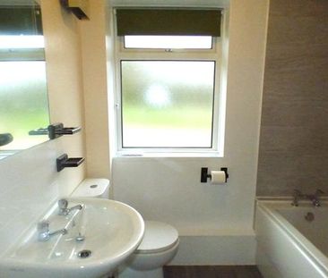 2 bedroom bungalow to rent - Photo 6