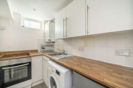 1 bedroom flat to rent - Photo 4
