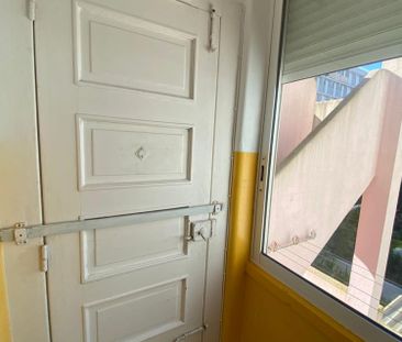 Apartamento T2+1 em Lisboa - Photo 2