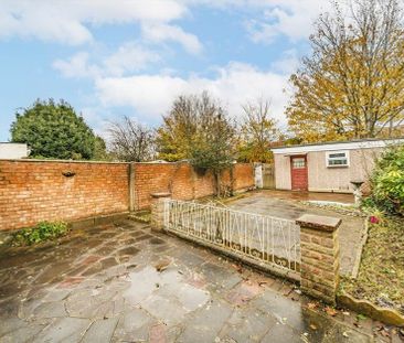 Buckleigh Avenue - Photo 5